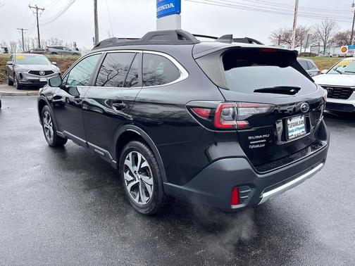 Crystal Black Silica 2020 Subaru Outback Limited