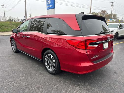 Radiant Red II 2023 Honda Odyssey EX-L