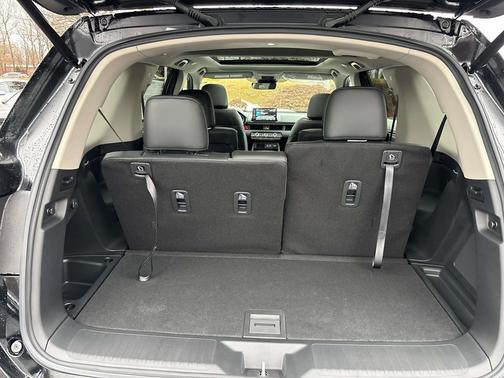 2025 Honda Pilot Touring 8-Passenger