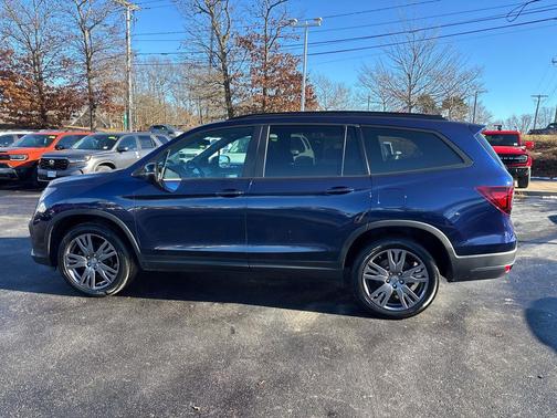 2022 Honda Pilot AWD Sport