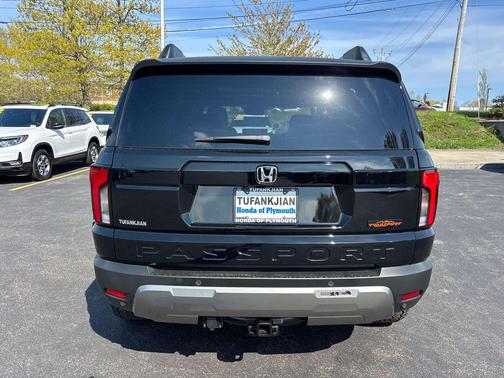 Crystal Black Pearl 2026 Honda Passport AWD TrailSport Elite