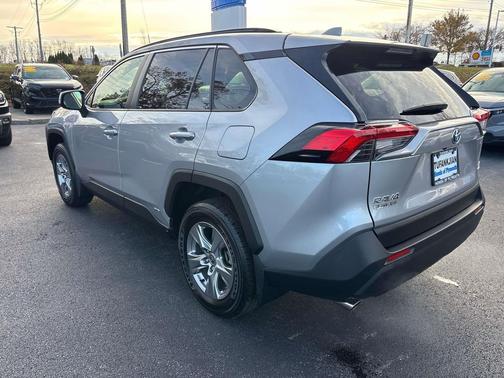2023 Toyota RAV4 Hybrid LE