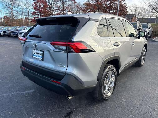 2023 Toyota RAV4 Hybrid LE