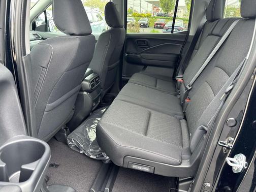 Crystal Black Pearl 2026 Honda Ridgeline Sport