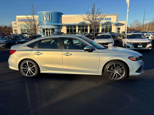 2023 Honda Civic Touring