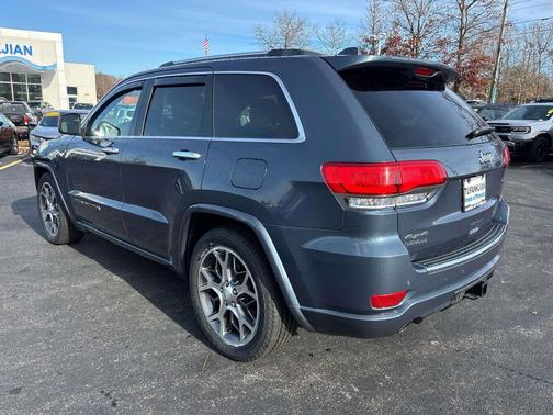 2021 Jeep Grand Cherokee Overland