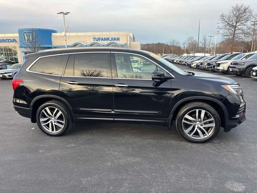 2017 Honda Pilot Touring