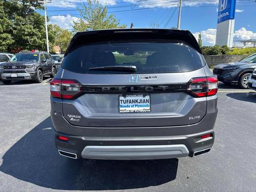 2025 Honda Pilot Elite