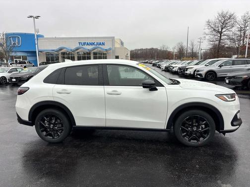2023 Honda HR-V AWD Sport