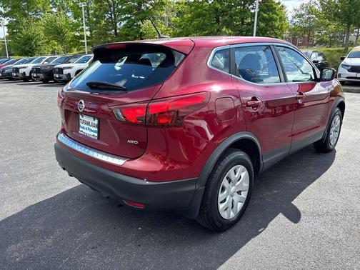 Scarlet Ember Tintcoat 2019 Nissan Rogue Sport S
