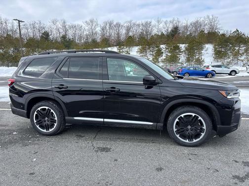 2026 Honda Pilot Touring 8-Passenger