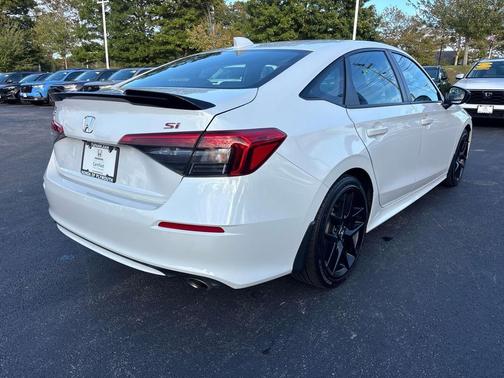 2022 Honda Civic Si Base