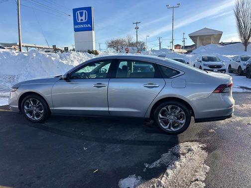 2024 Honda Accord EX 1.5T