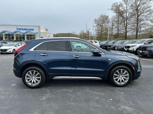 Twilight Blue Metallic 2022 Cadillac XT4 Premium Luxury
