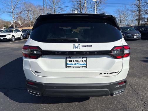 2025 Honda Pilot Black Edition