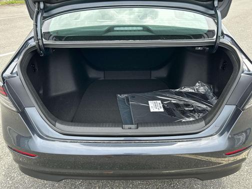 Meteorite Gray Metallic 2026 Honda Accord LX 1.5T