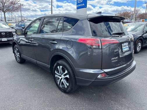Silver Sky 2018 Toyota RAV4 LE