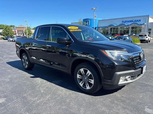 Crystal Black Pearl 2018 Honda Ridgeline RTL-E