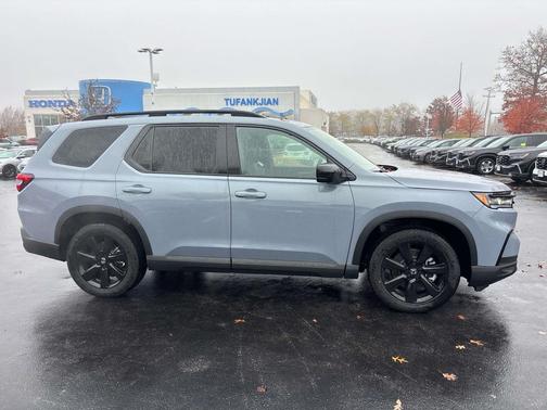 2025 Honda Pilot Black Edition