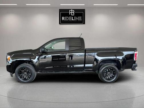 2022 GMC Canyon Elevation Standard