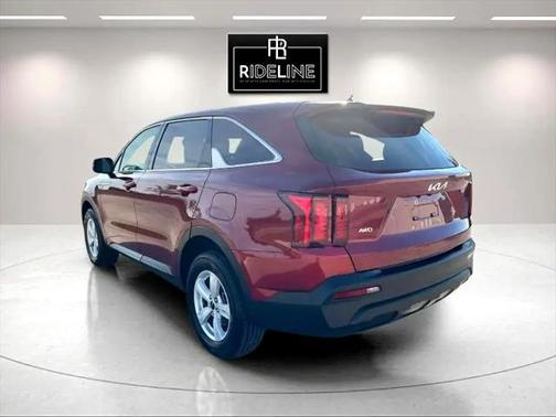 2022 Kia Sorento LX