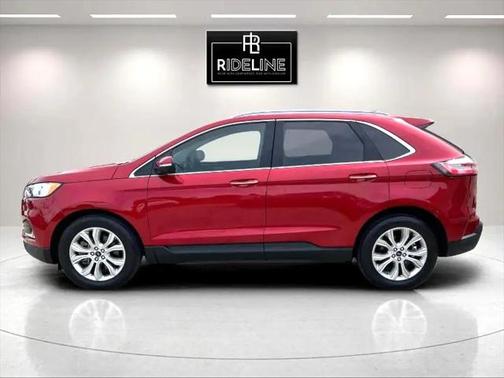 2021 Ford Edge Titanium