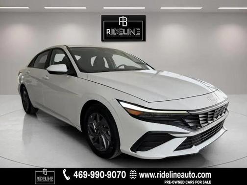 2024 Hyundai ELANTRA SEL