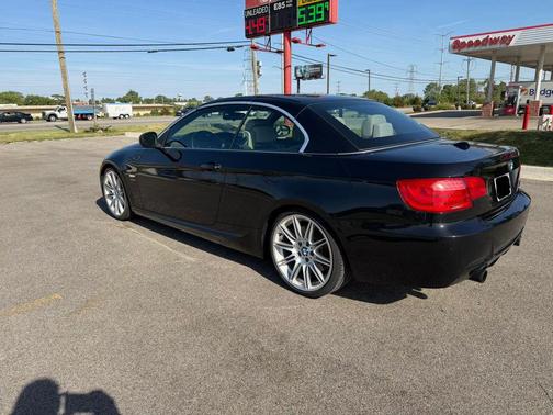 2011 BMW 335 335is Convertible 2D