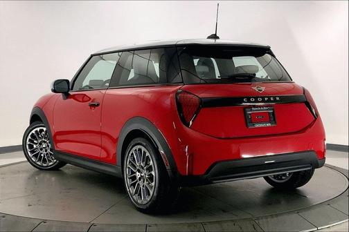 Chili Red II 2026 MINI Hardtop Cooper