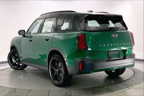 British Racing Green IV Metallic 2026 MINI Countryman Cooper S ALL4