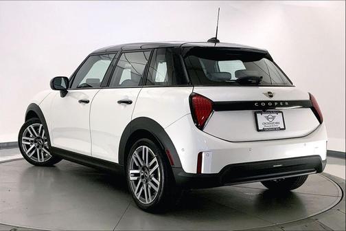 2026 MINI Hardtop Oxford Edition