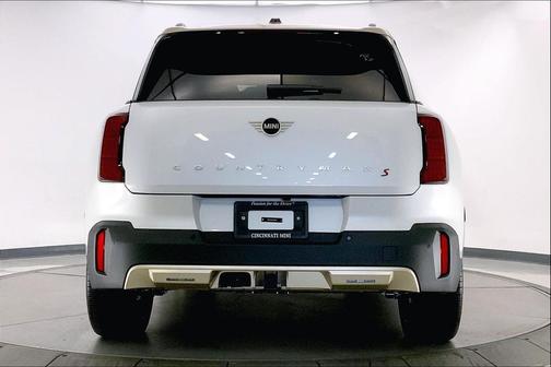 Nanuq White Metallic 2025 MINI Countryman Cooper S ALL4
