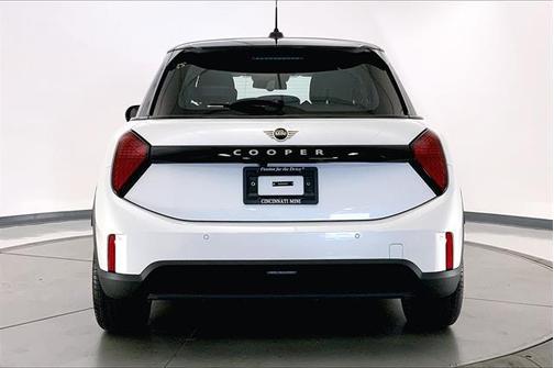 2025 MINI Hardtop Cooper