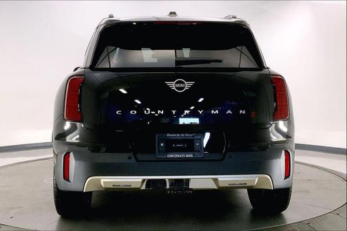 Midnight Black II Metallic 2027 MINI Countryman Cooper S ALL4