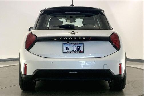 Nanuq White Metallic 2026 MINI Hardtop Cooper S