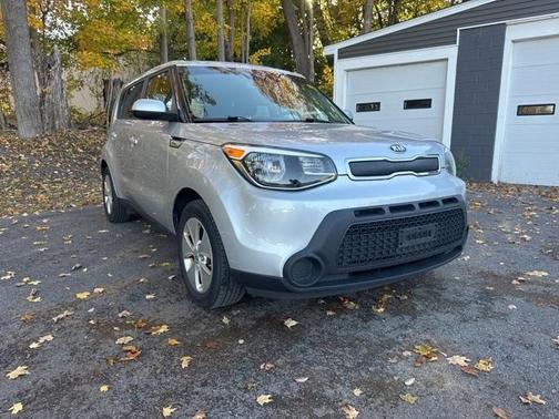 2016 Kia Soul Base
