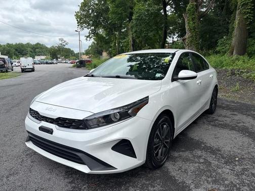 2022 Kia Forte LXS