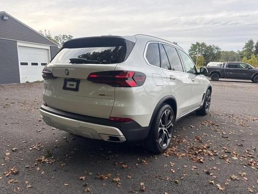 2025 BMW X5 xDrive40i