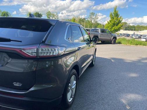 Magnetic 2016 Ford Edge SEL