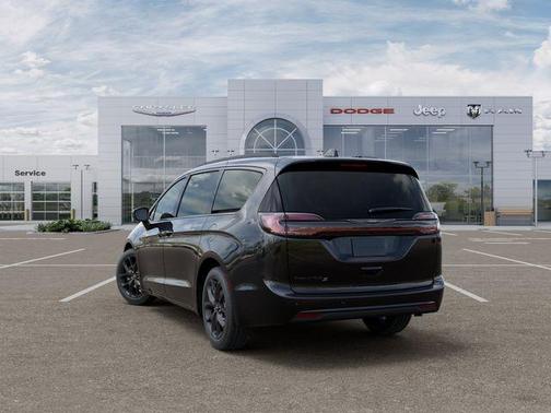 Black 2026 Chrysler Pacifica Select