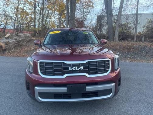 2023 Kia Telluride S