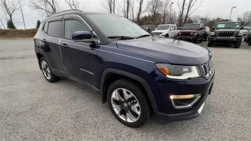 Photo 3 of 32 of 2018 Jeep Compass Limited