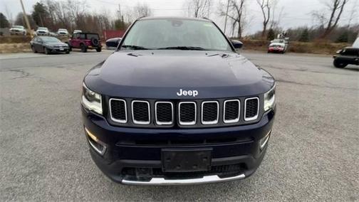 Photo 4 of 32 of 2018 Jeep Compass Limited