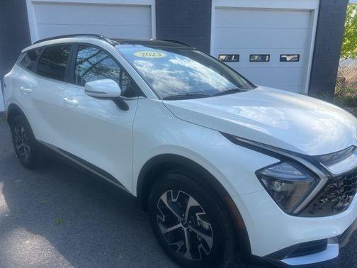 Snow White Pearl 2023 Kia Sportage Hybrid EX
