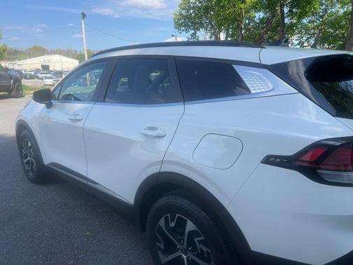 Snow White Pearl 2023 Kia Sportage Hybrid EX