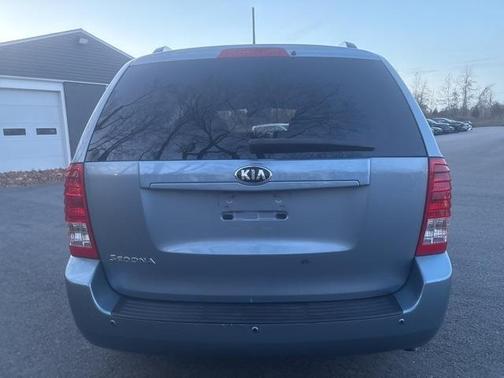 2012 Kia Sedona LX