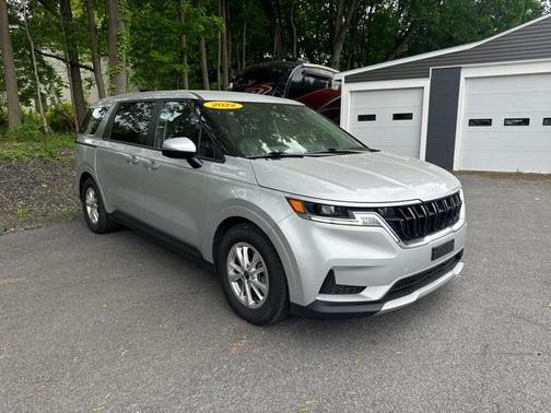 2022 Kia Carnival LXS