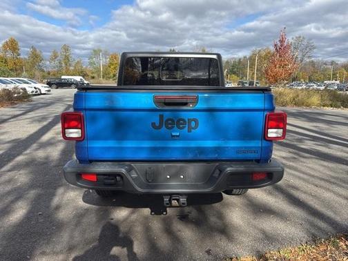 2020 Jeep Gladiator Sport