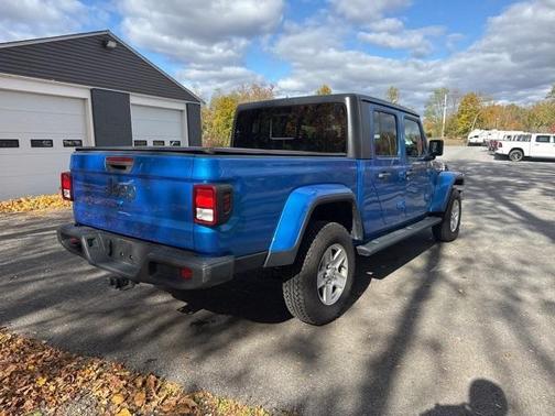 2020 Jeep Gladiator Sport