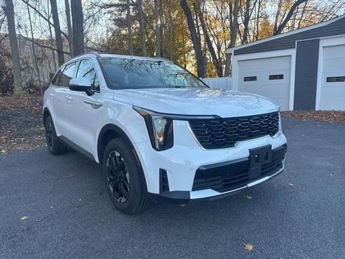 2024 Kia Sorento S